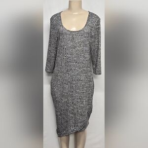 Love Ari 2X Jr. Knit Shift Dress Black Scoop Neck 1/2 Sleeve Stretch